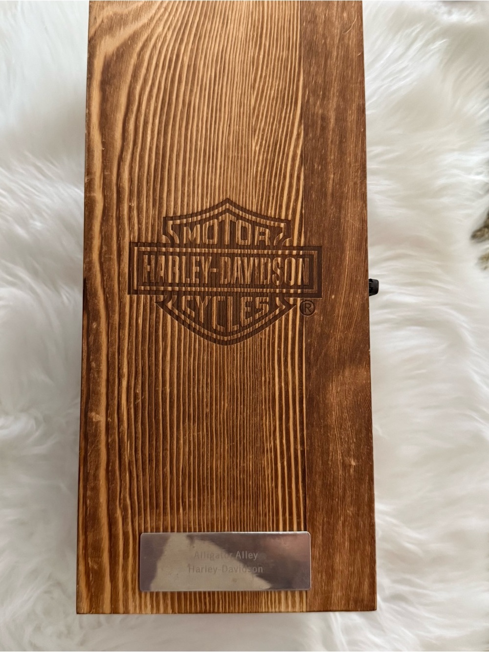 Biker Harley-Davidson glass decanter in original wooden box whiskey jar.